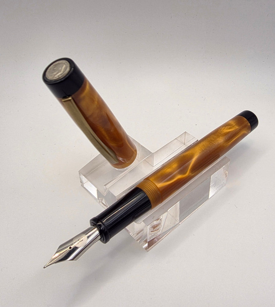 "Analemma Bows" - IKE Fountain Pen with clip - DaveDollarCustomPens