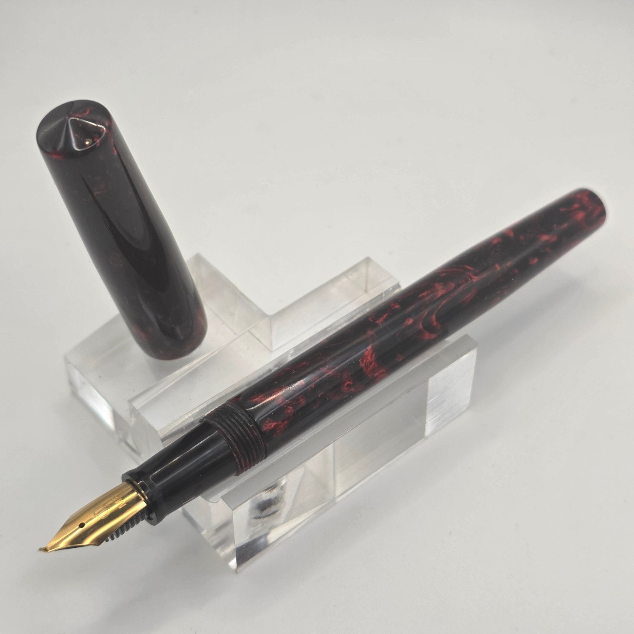 "Black Widow" - Fude Freedom fountain pen - DaveDollarCustomPens