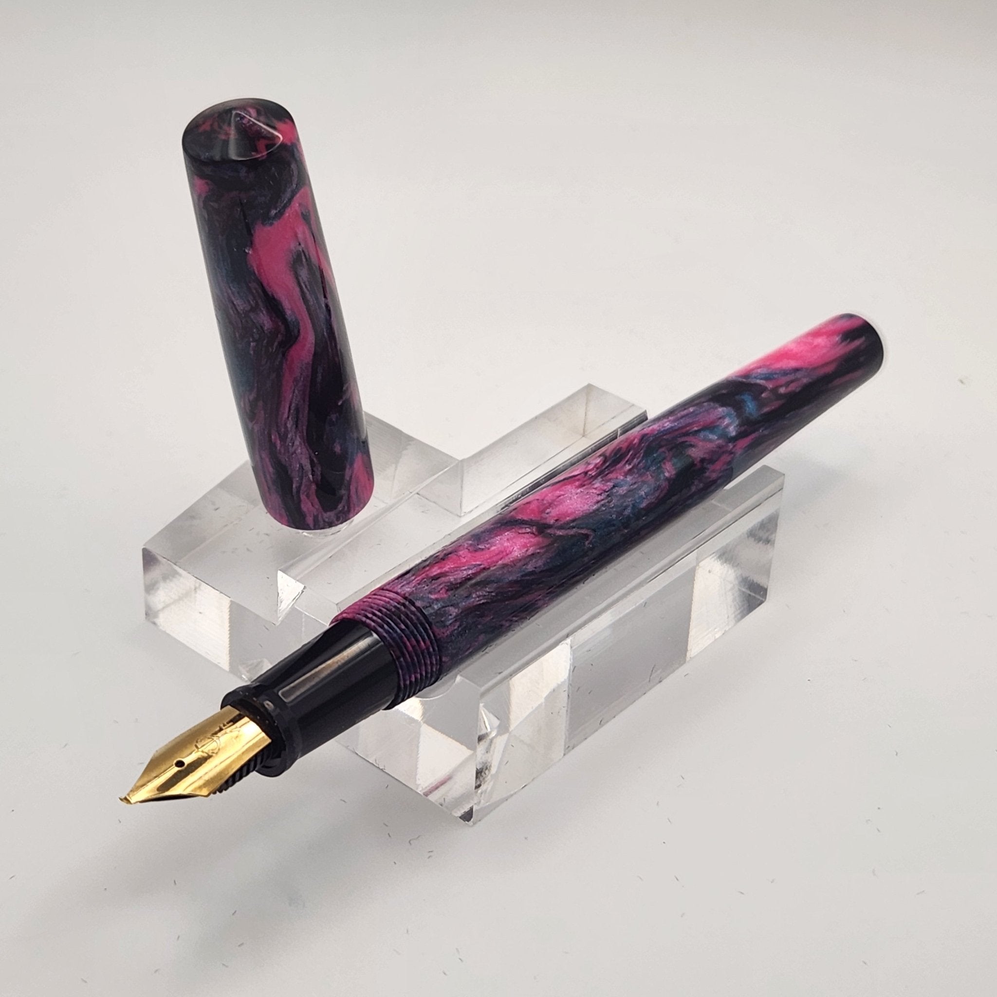 "DreamHouse of Horrors" - Fude Freedom fountain pen - DaveDollarCustomPens