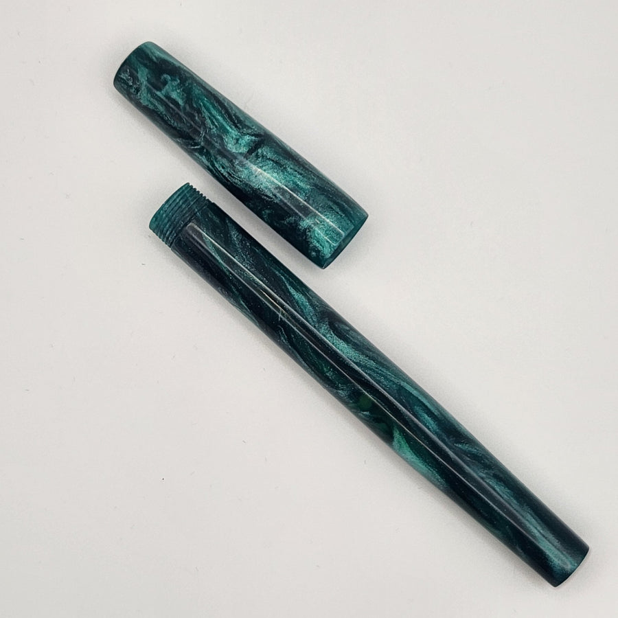 Fude Freedom fountain pen body Betwixt & Between Green - DaveDollarCustomPens