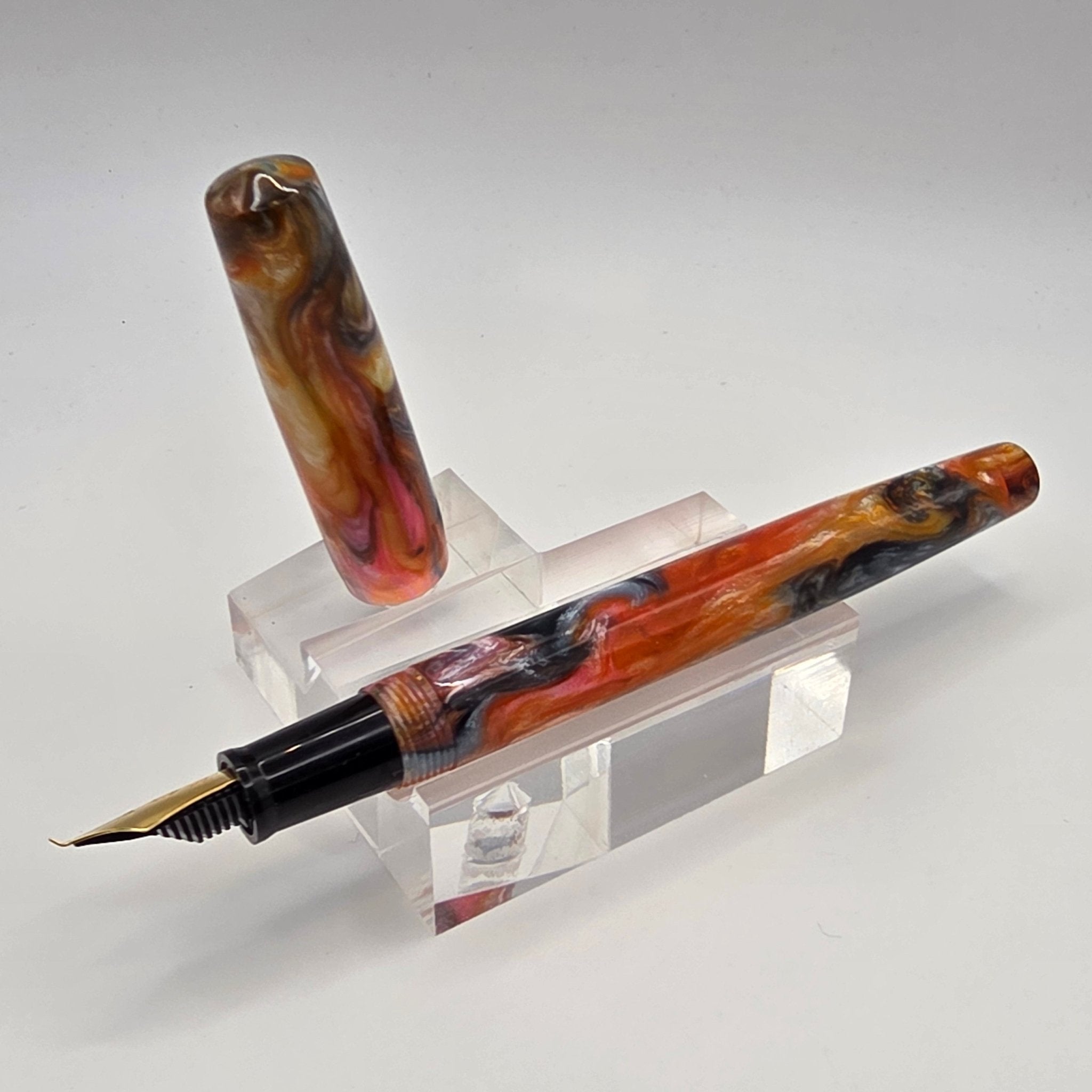 "Georgia Dusk" - Fude Freedom fountain pen - DaveDollarCustomPens