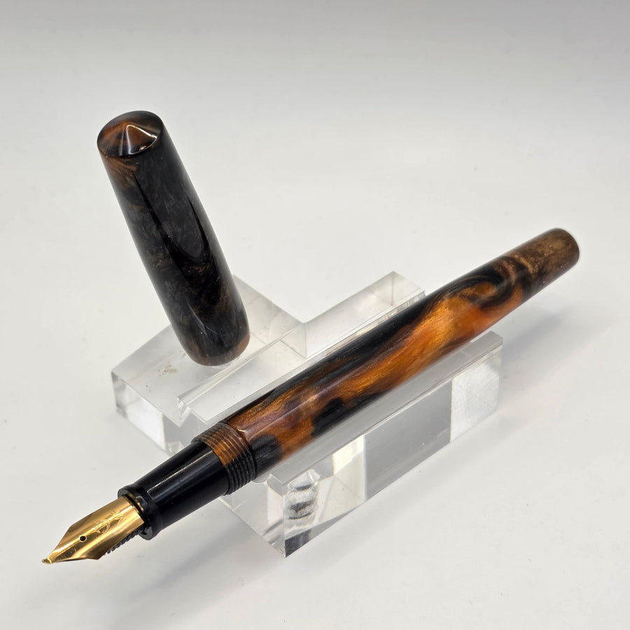 "Lava Flows" - Fude Freedom fountain pen - DaveDollarCustomPens
