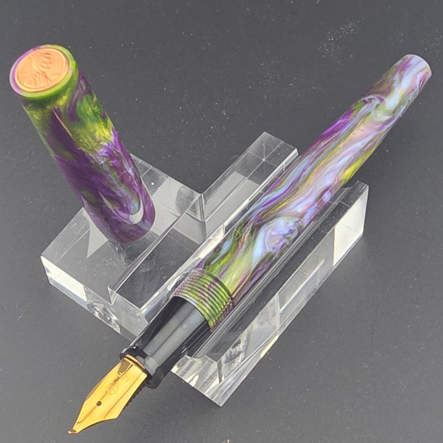 "Lime & Lavender" - Fude Freedom fountain pen - DaveDollarCustomPens